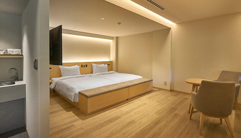 Deluxe River Twin Room