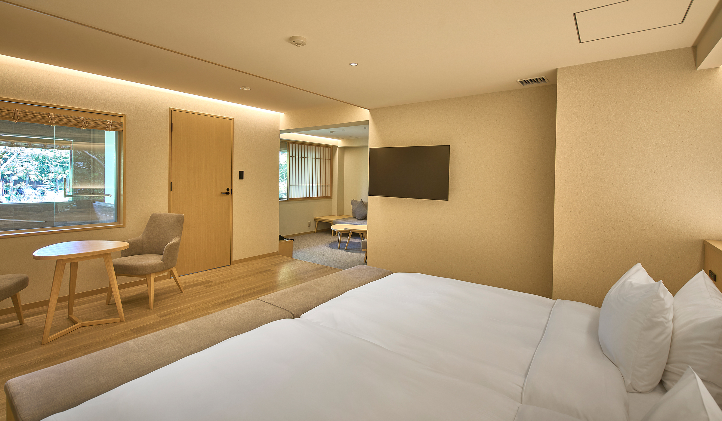 Deluxe River Twin Room Image