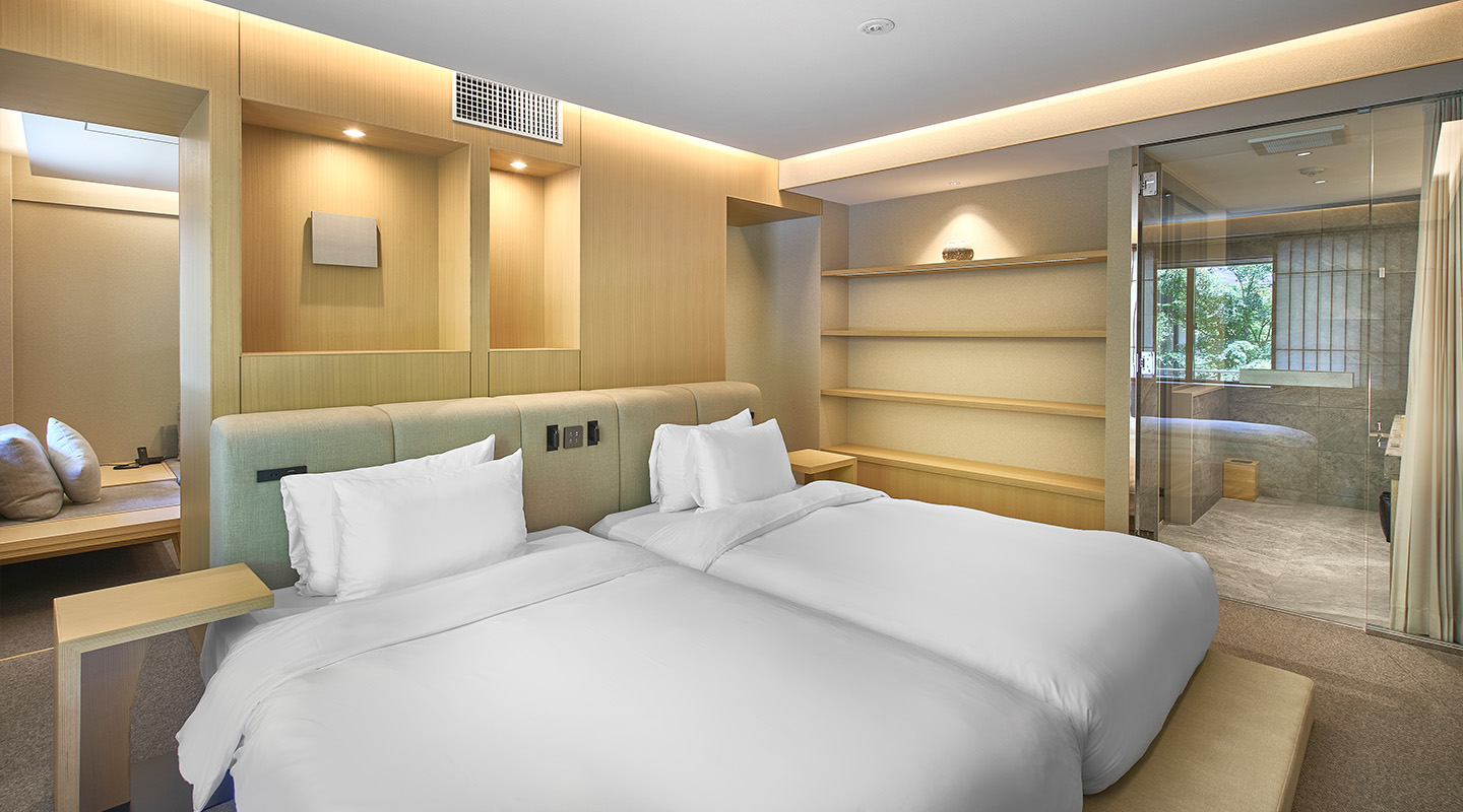 Deluxe Twin Room Images