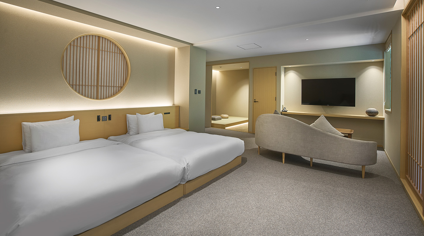 Executive Suite Twin Room Image